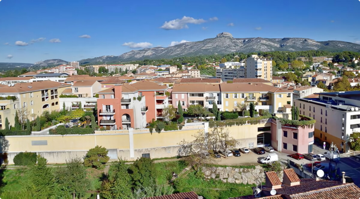 Las mejores ofertas de alquiler de coches en Aubagne