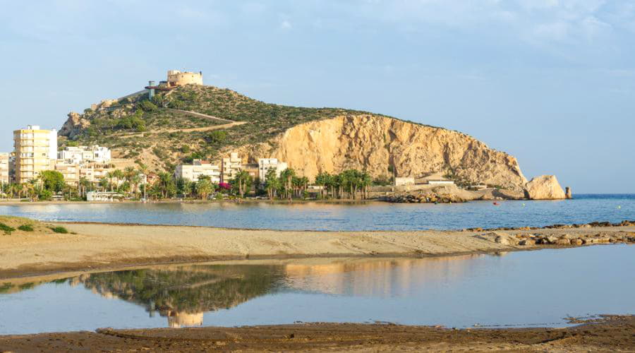 Nuestros servicios de alquiler de coches ofrecen una diversa selección de vehículos en Águilas.